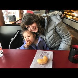 Meet your Posher, Allyssa